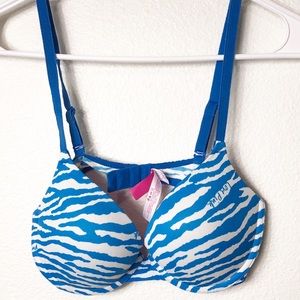 Pink Victoria’s Secret Wear Everywhere Push-up Bra